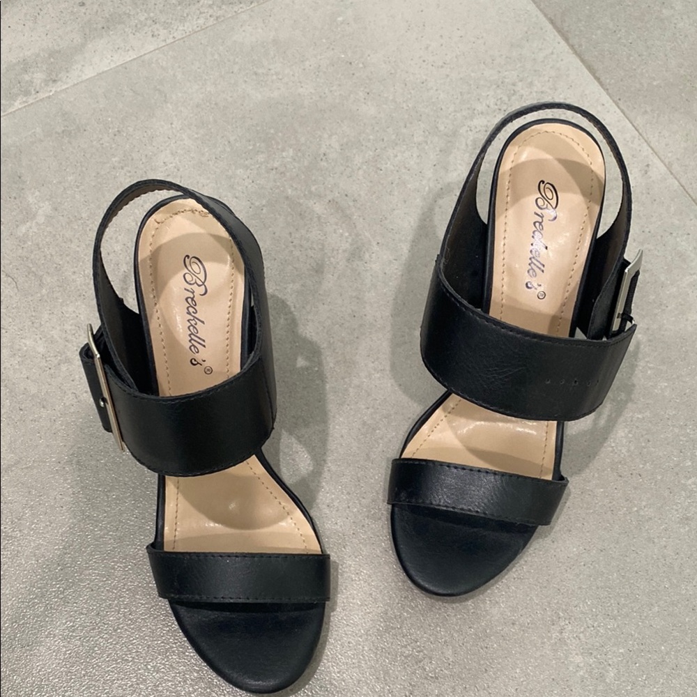 Black Women's Sandals